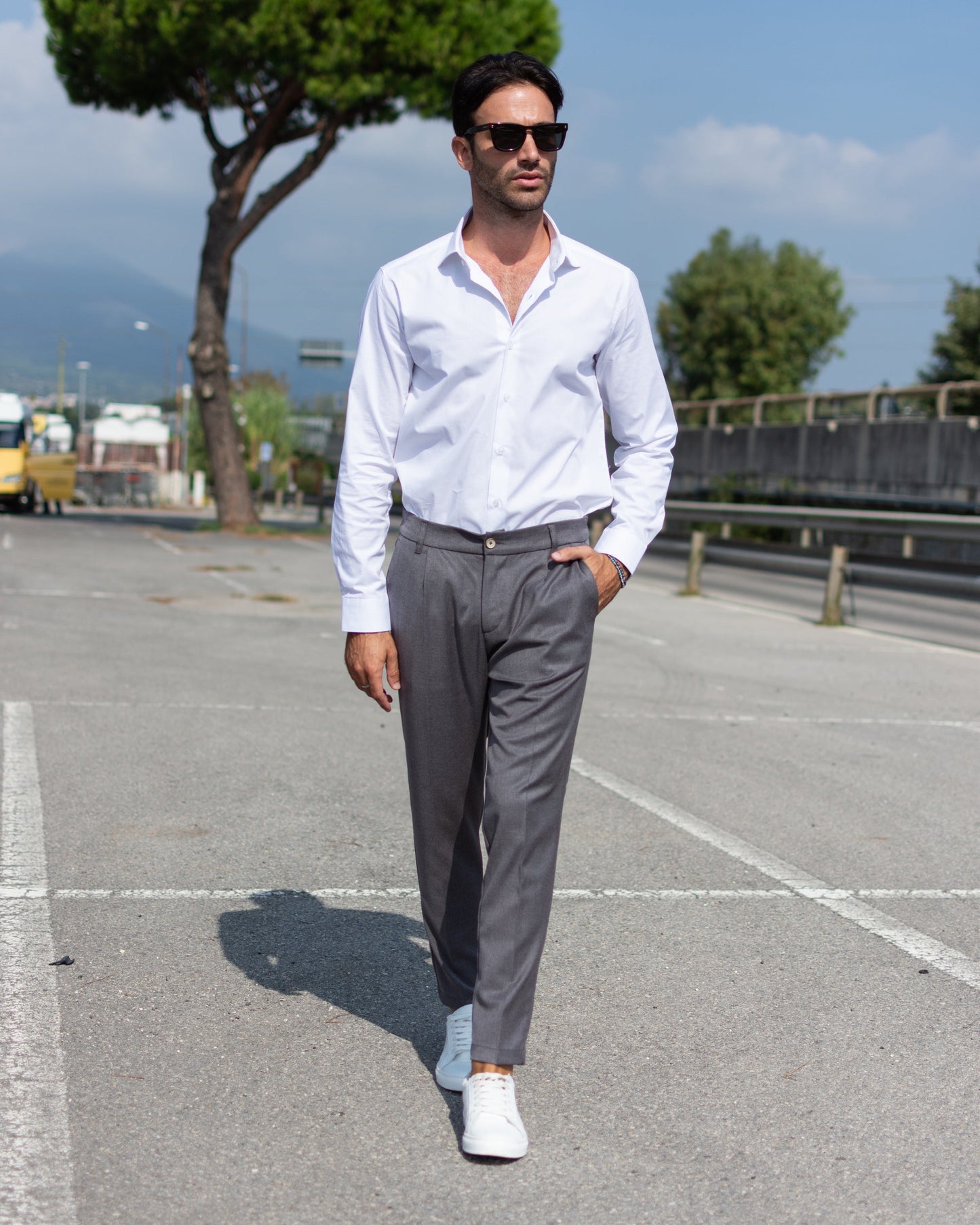 Maison Velutti – Sophisticated Work Pants