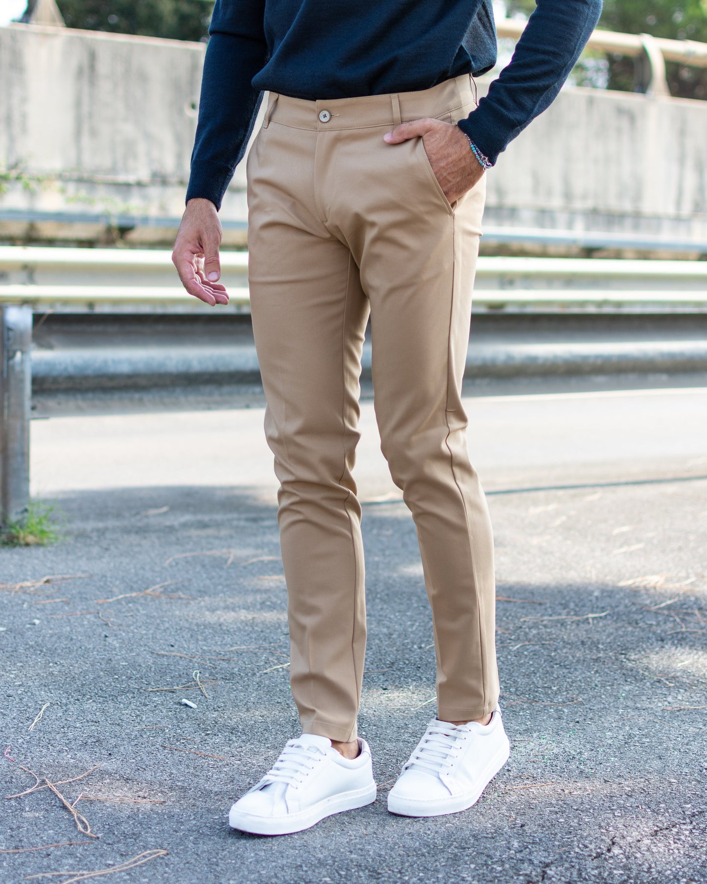 Maison Velutti – Stylish Casual Pants